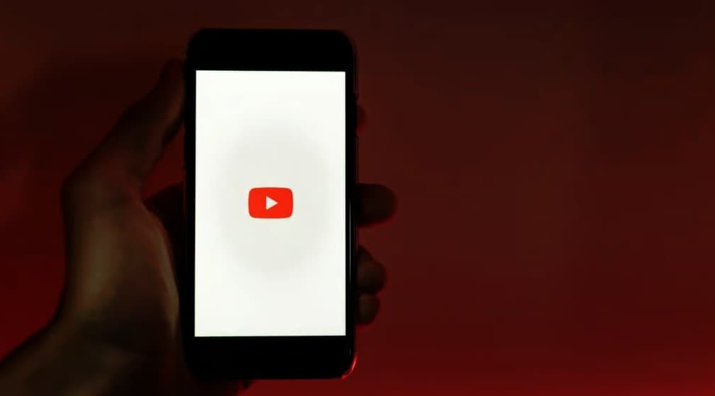 cuántos vídeos se suben a youtube